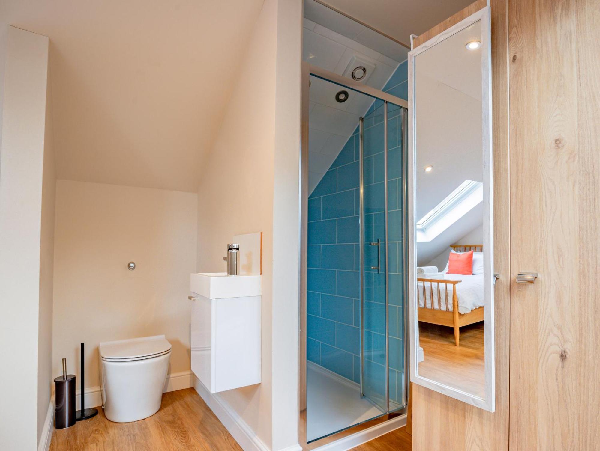 Exquisite Renovation In Location With Garden And Parking Holiday home